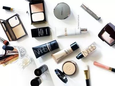 換季斷舍離，別忘了你的化妝臺